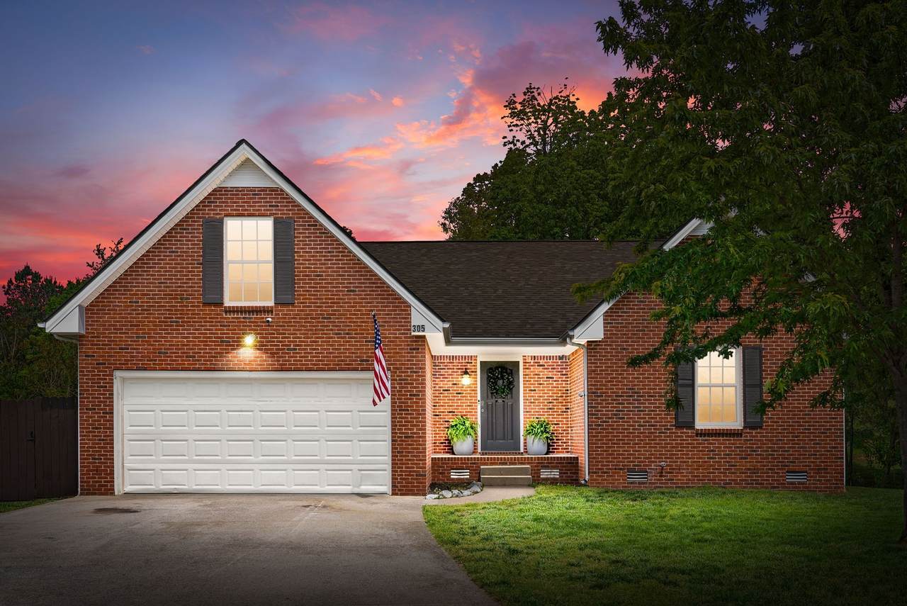 305 Arrowood Dr - Photo 1