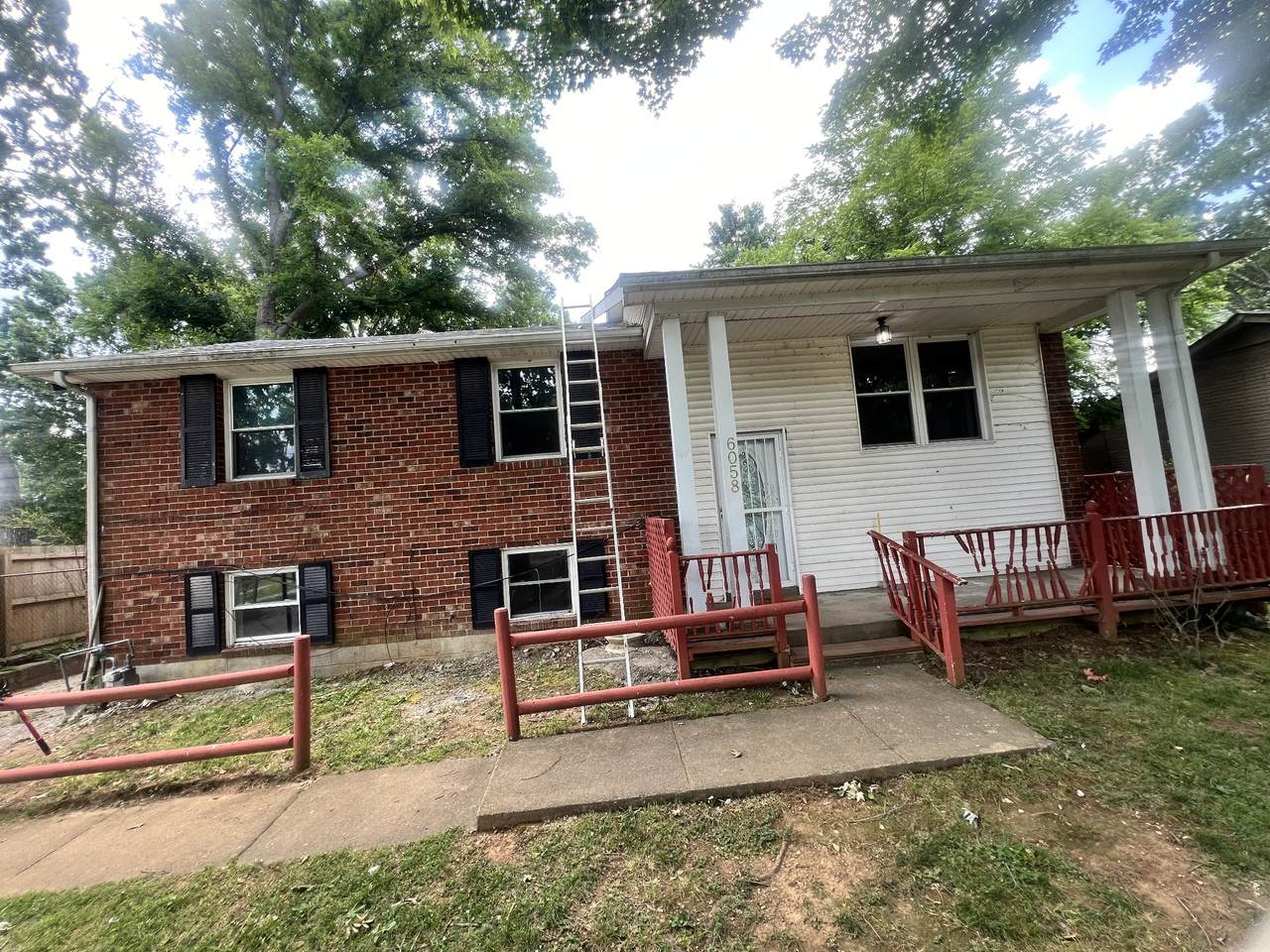6058 Panama Dr - Photo 1