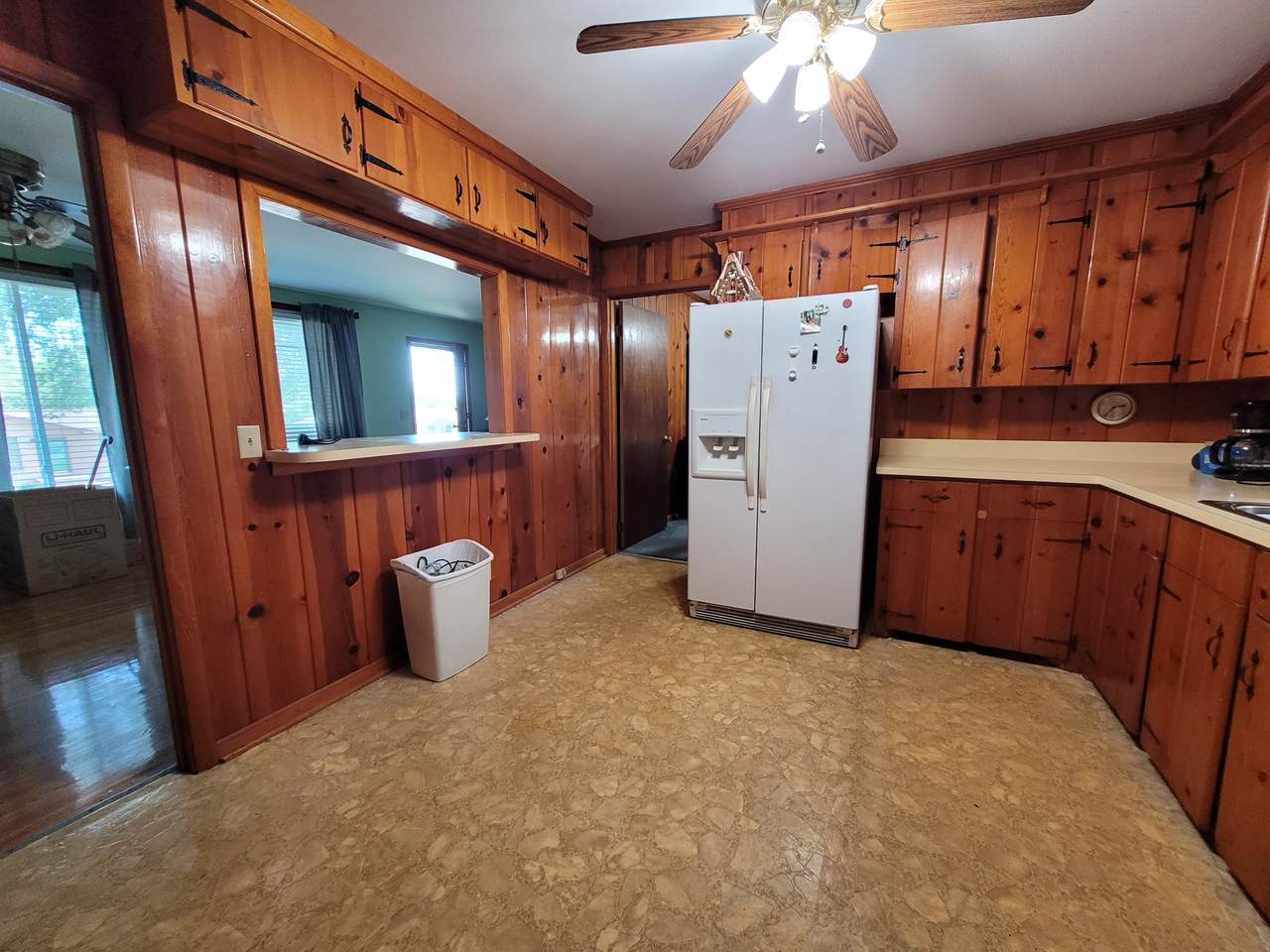 https://bt-photos.global.ssl.fastly.net/nashville/1280_boomver_1_RTC2673759-1.jpg