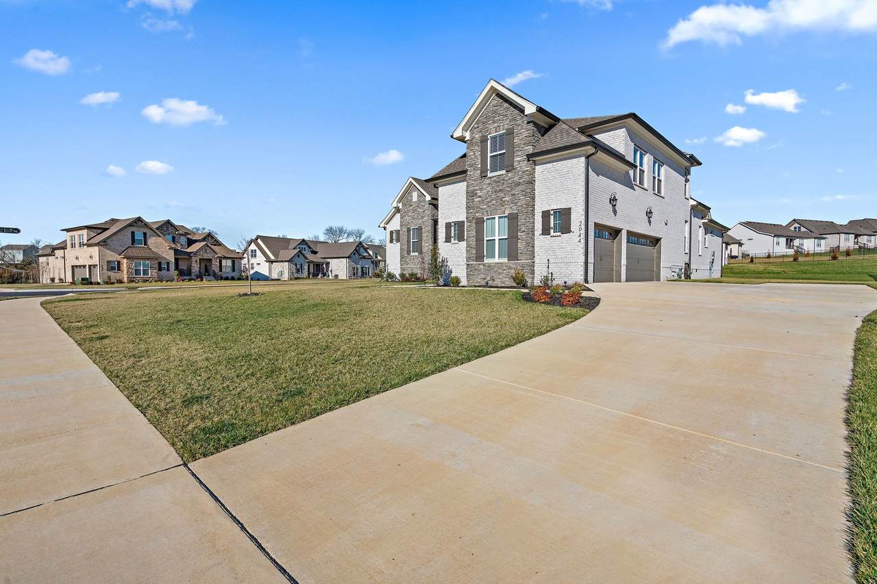 https://bt-photos.global.ssl.fastly.net/nashville/1280_boomver_1_RTC2676046-1.jpg