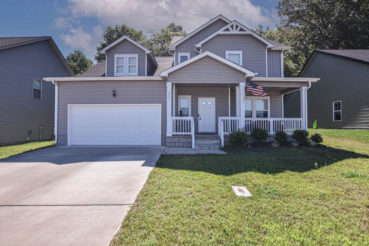 2901 Teakwood Dr - Photo 1