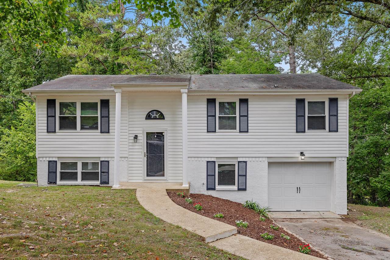 3911 W Freedom Circle - Photo 1