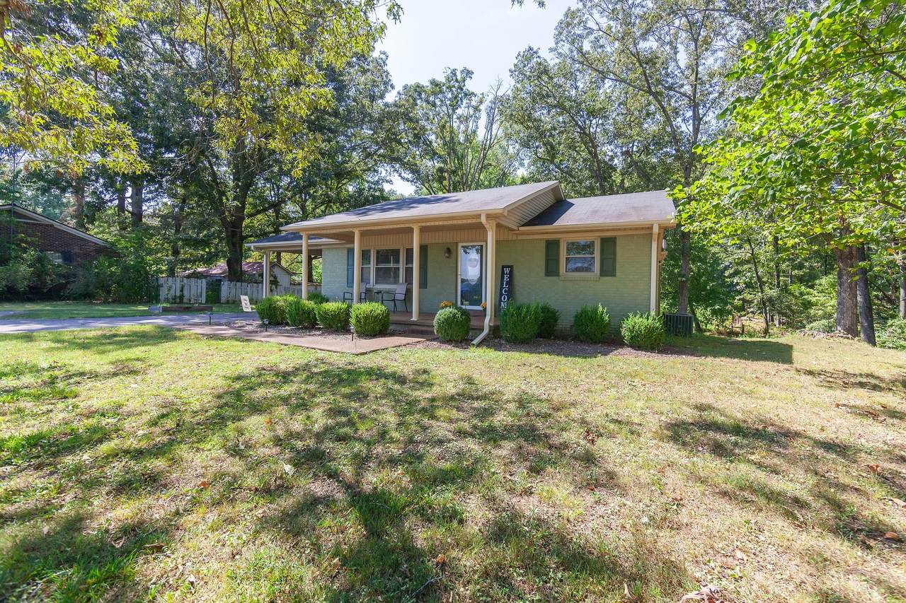 https://bt-photos.global.ssl.fastly.net/nashville/1280_boomver_1_RTC2696017-1.jpg