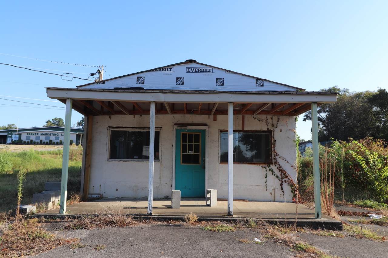603 E Main St - Photo 1