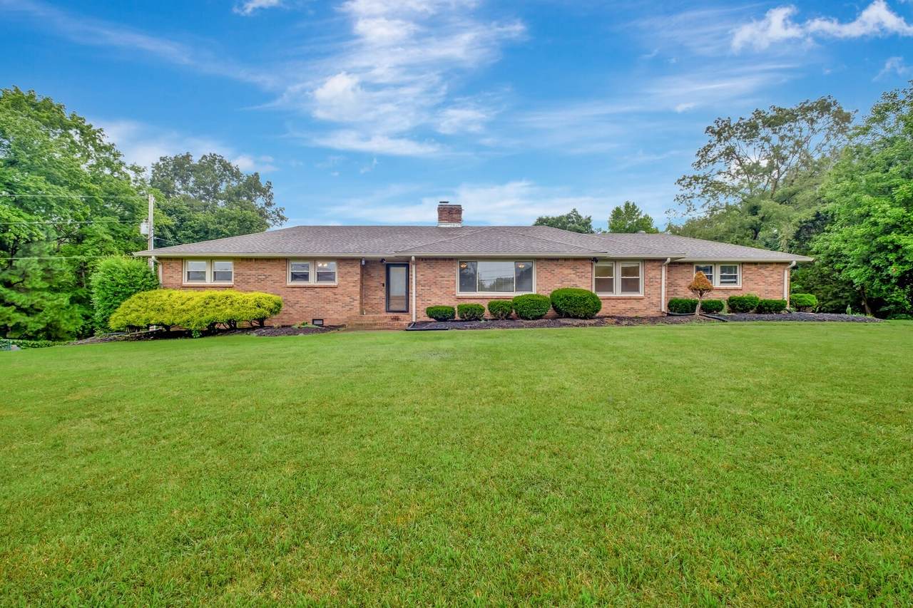 1939 Seven Mile Ferry Rd - Photo 1