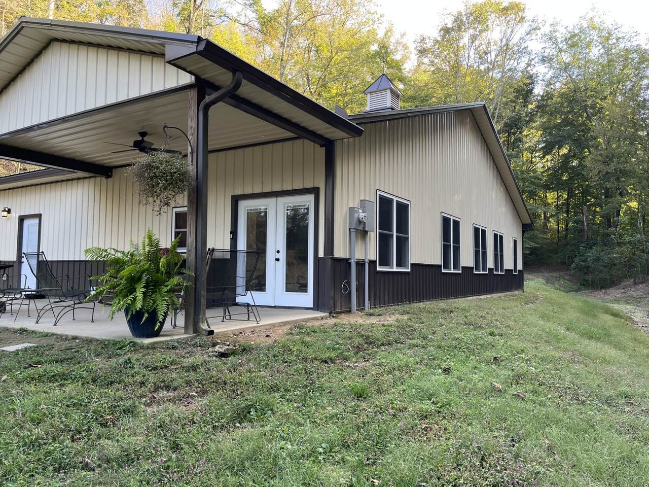 https://bt-photos.global.ssl.fastly.net/nashville/1280_boomver_1_RTC2745256-1.jpg