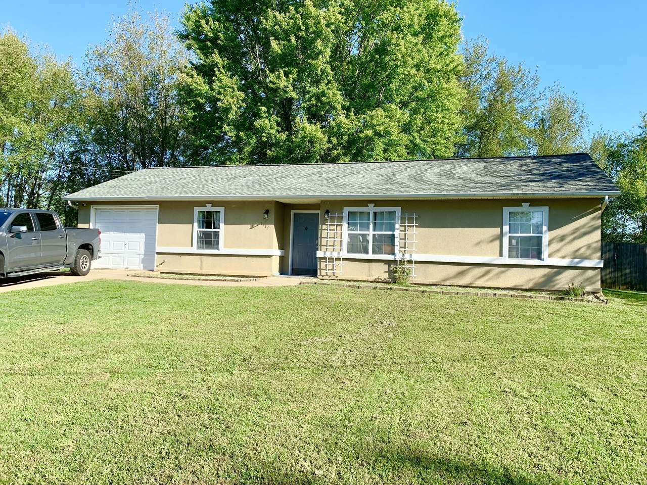 1144 Max Ct - Photo 1