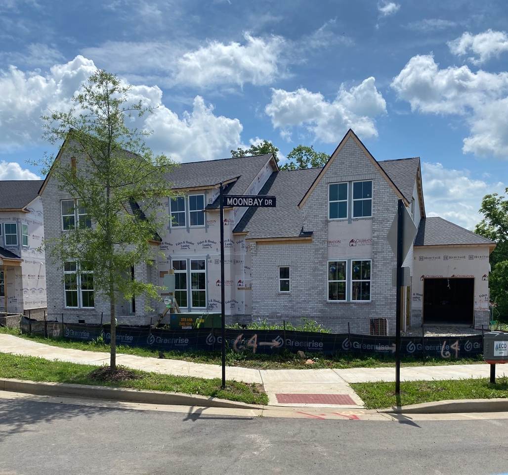 1046 Wetzel Dr - Photo 1