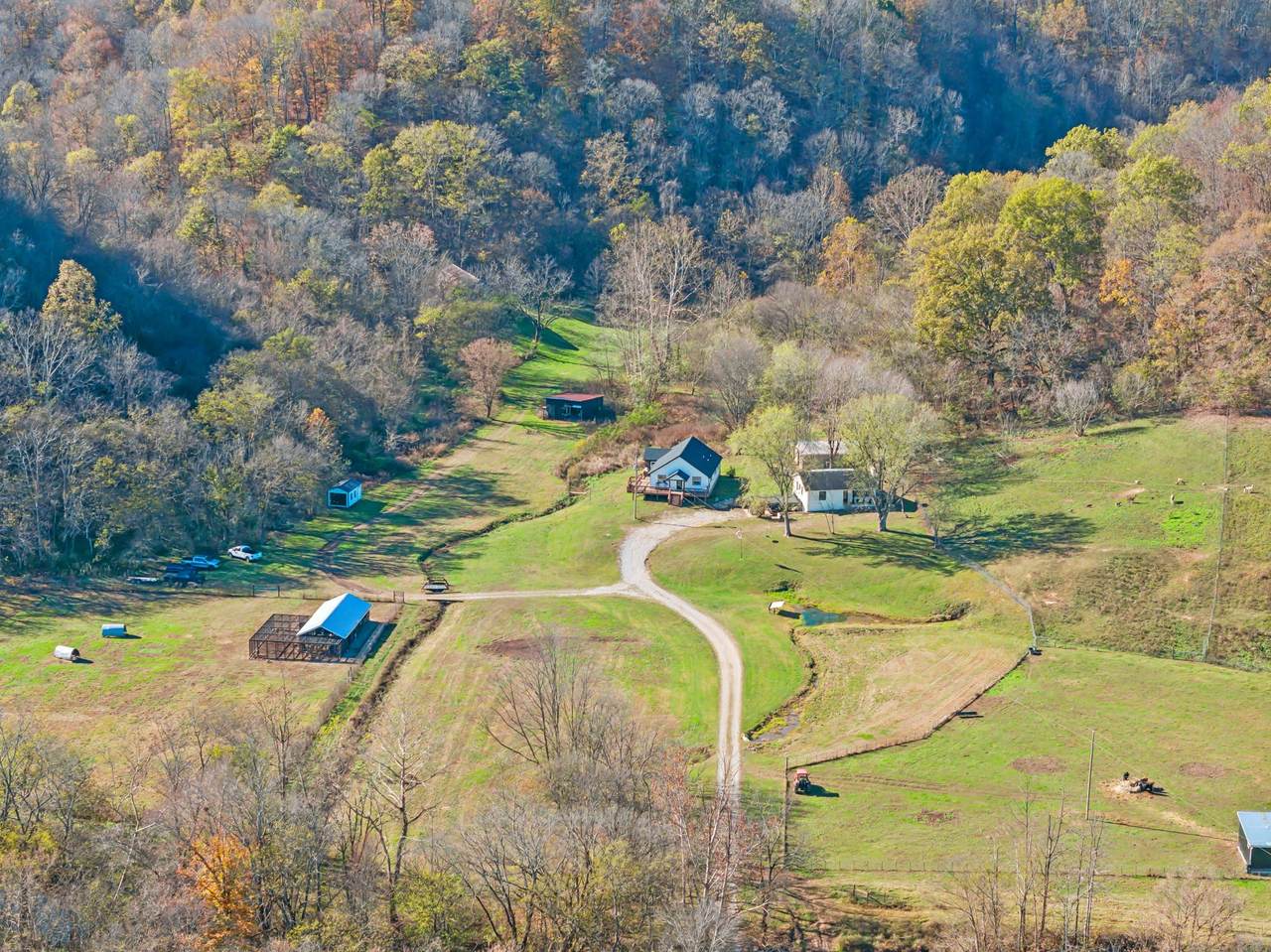 1277 Campbellsville Pike - Photo 1