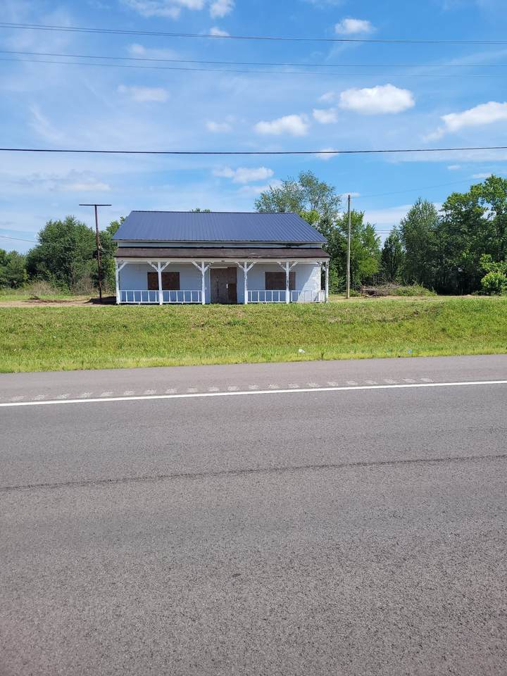 2816 Highway 43 - Photo 1