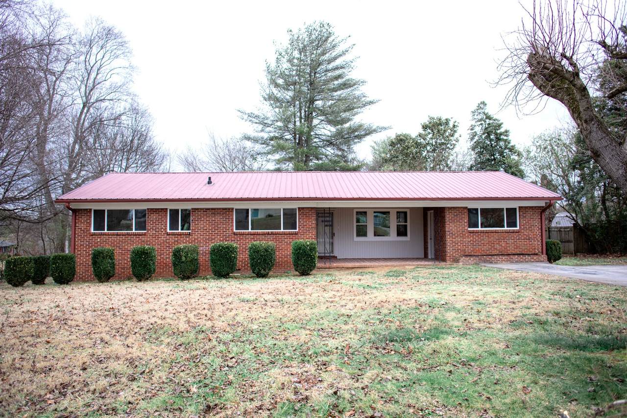 101 Lakeshore Dr - Photo 1