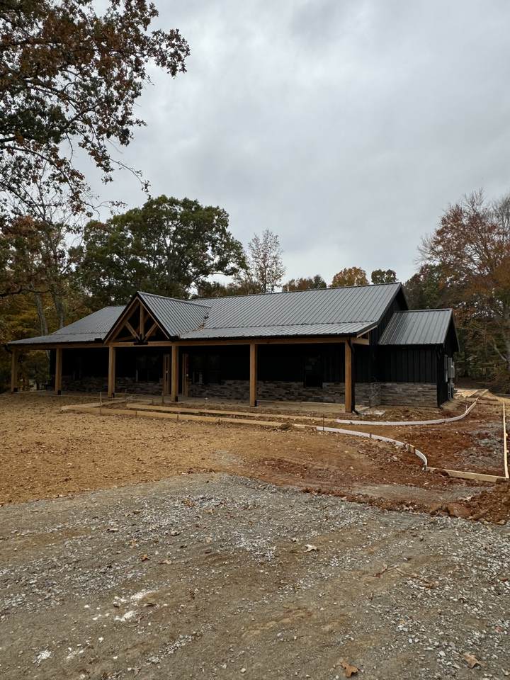 879 Crain Rd - Photo 1