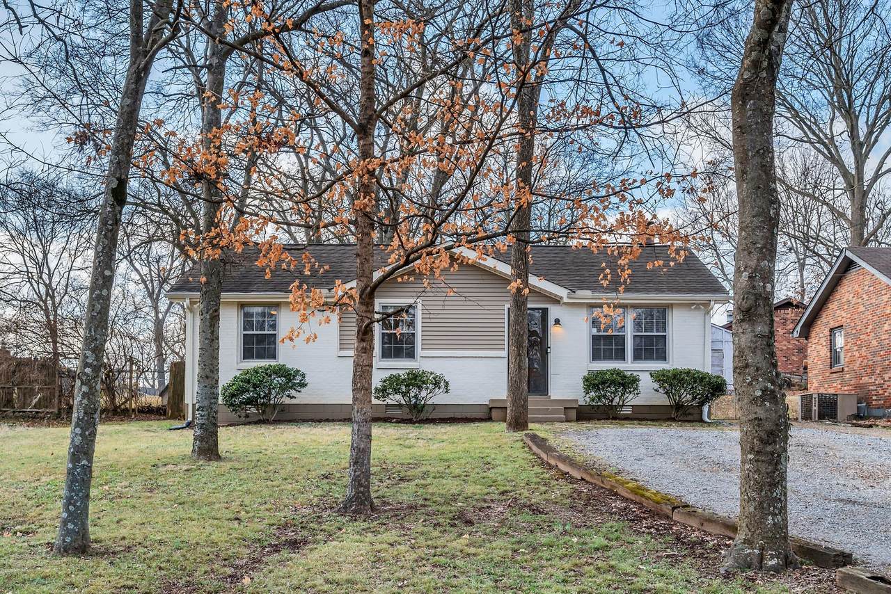 635 Bixler Ave - Photo 1