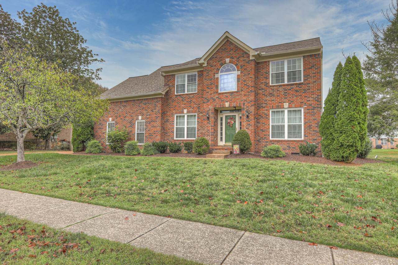 502 Sharpe Dr - Photo 1
