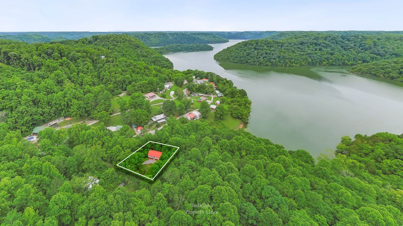 475 Lauren Lane - Photo 1