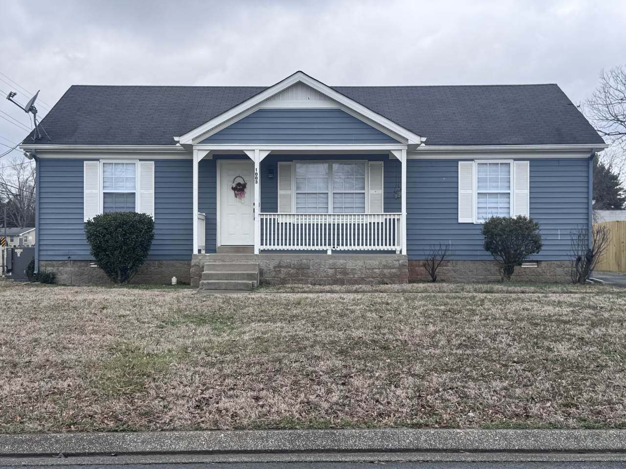 1003 Tyler Dr - Photo 1