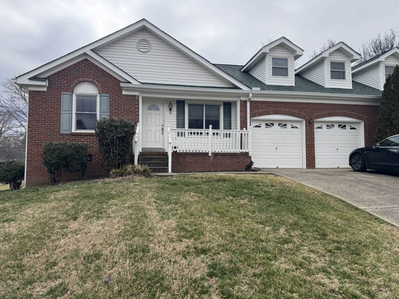 2003 Pinewood Ct - Photo 1