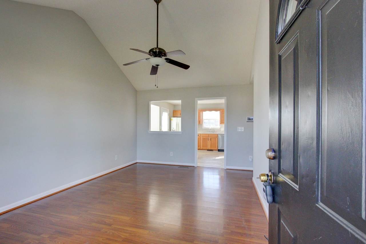 https://bt-photos.global.ssl.fastly.net/nashville/1280_boomver_2_RTC2793472-1.jpg