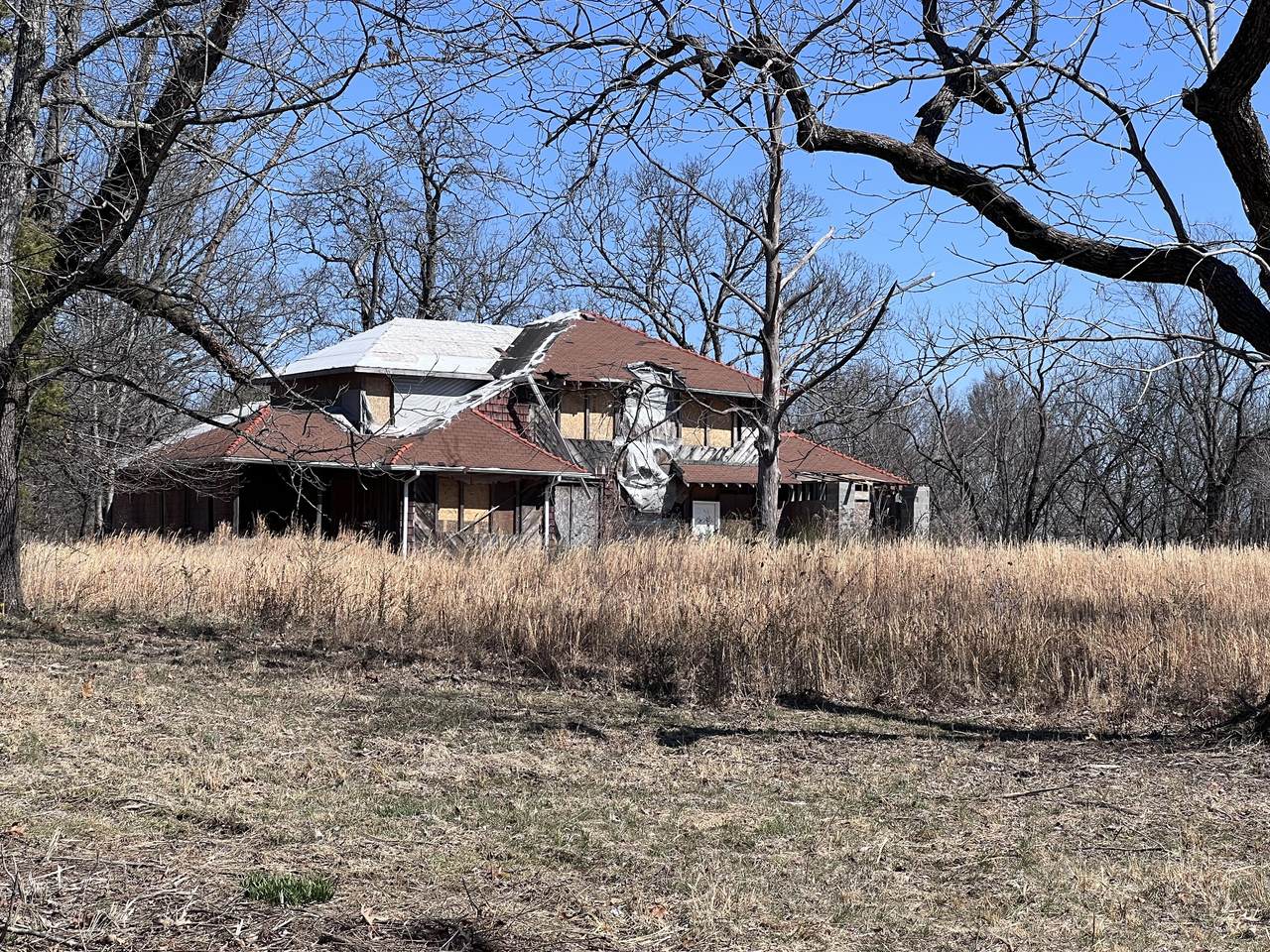 6728 Clarksville Pike - Photo 1