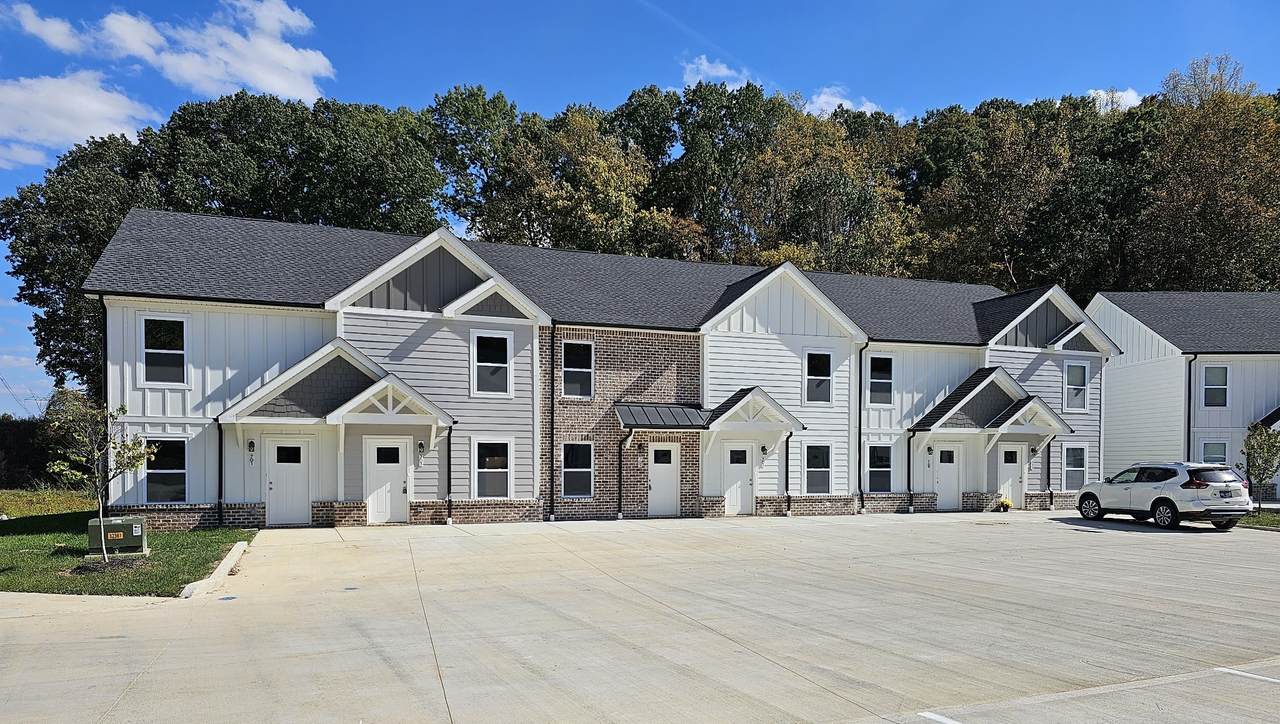 100 Henry Dr - Photo 1