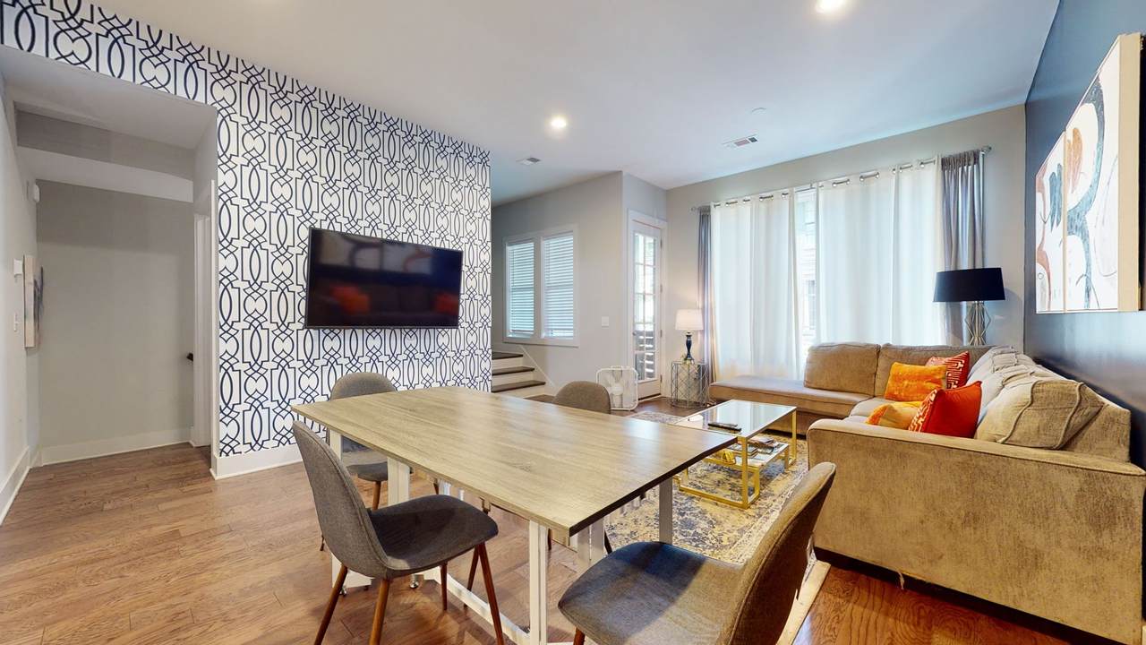 2021 Beech Ave - Photo 1