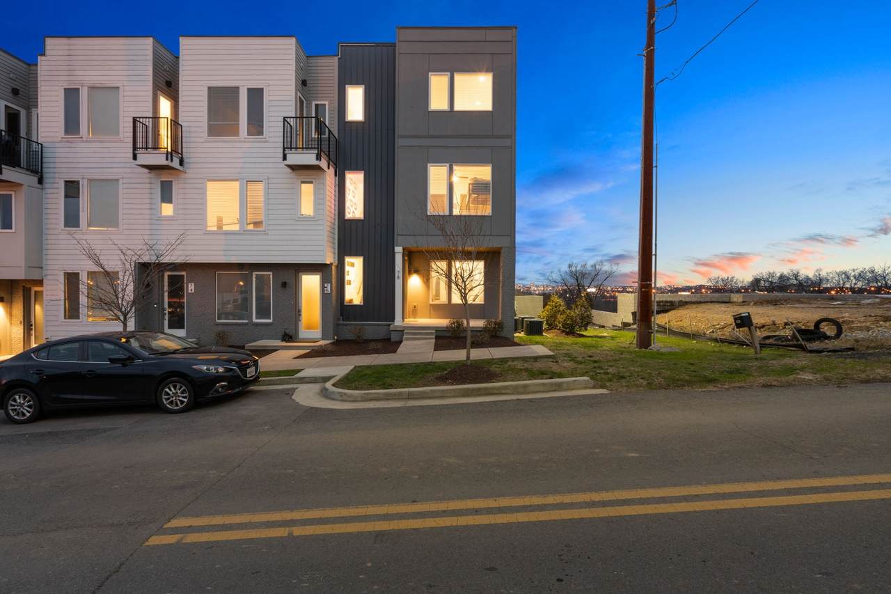 78 Fern Ave - Photo 1