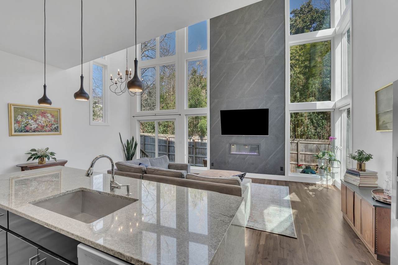 806A Halcyon Ave - Photo 1