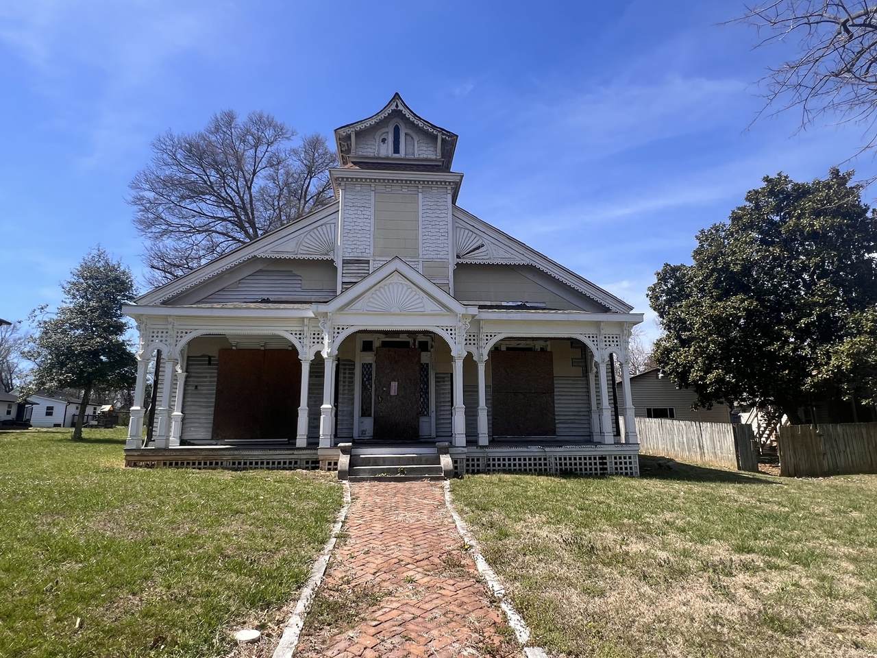 2007 S Virginia St - Photo 1