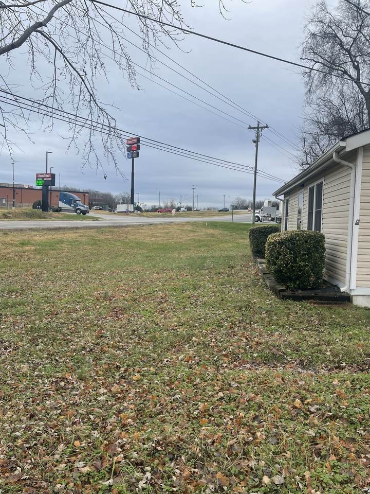 14954 Central Pike - Photo 1