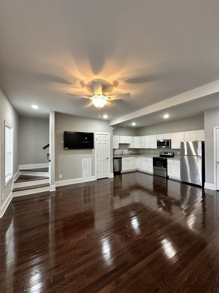 434 Caldwell Dr - Photo 1