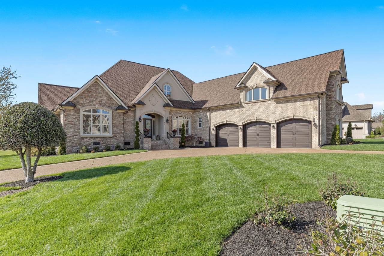 763 Plantation Way - Photo 1