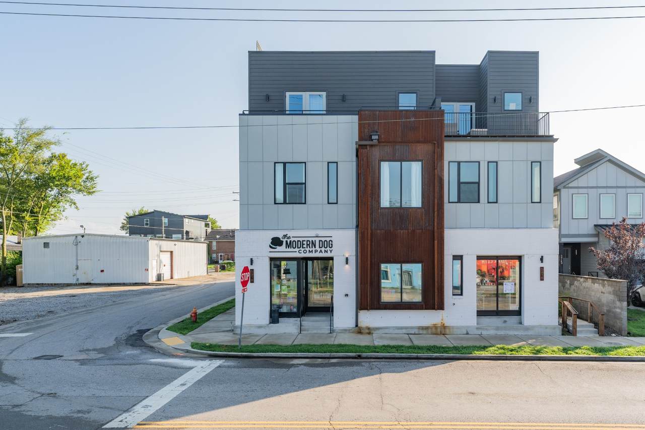 5918 Morrow Rd - Photo 1