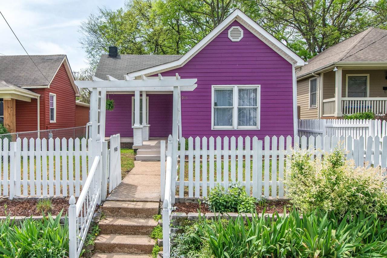 905 11th Ave - Photo 1