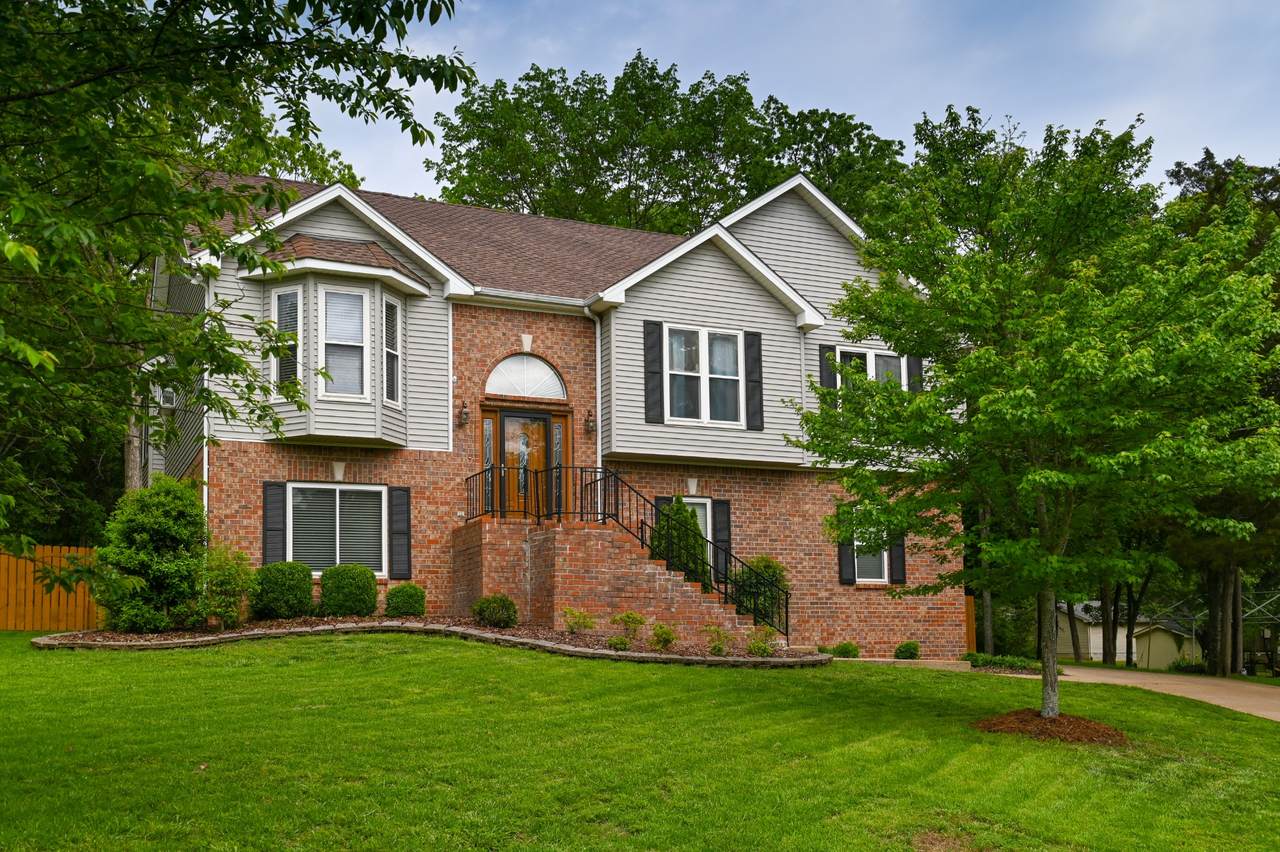 804 Brownstone Ct - Photo 1