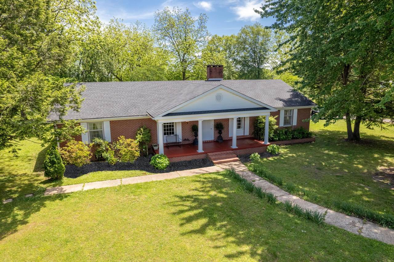 5840 Broad St - Photo 1