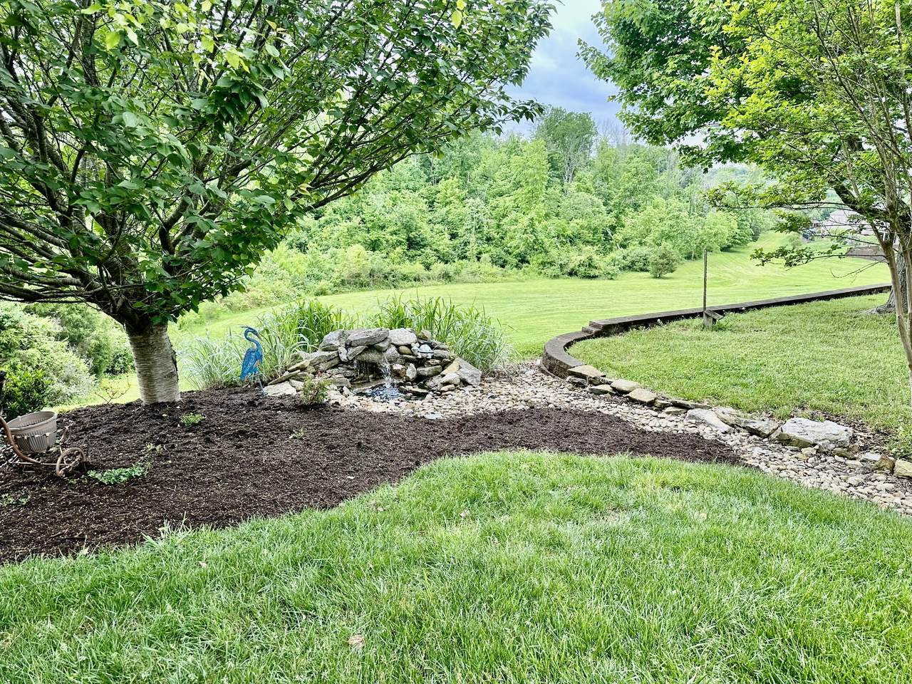 https://bt-photos.global.ssl.fastly.net/nashville/1280_boomver_1_RTC2882310-1.jpg