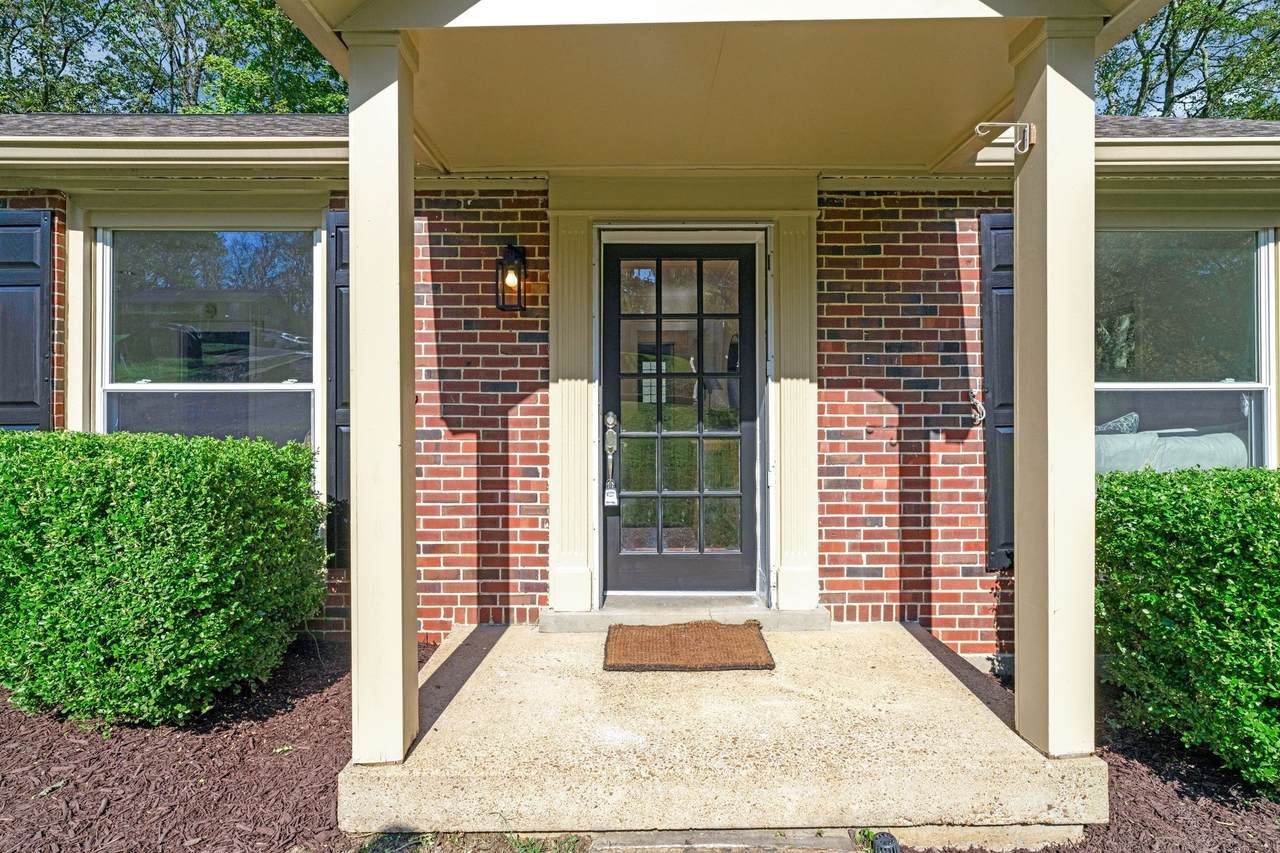 https://bt-photos.global.ssl.fastly.net/nashville/1280_boomver_1_RTC2882719-1.jpg