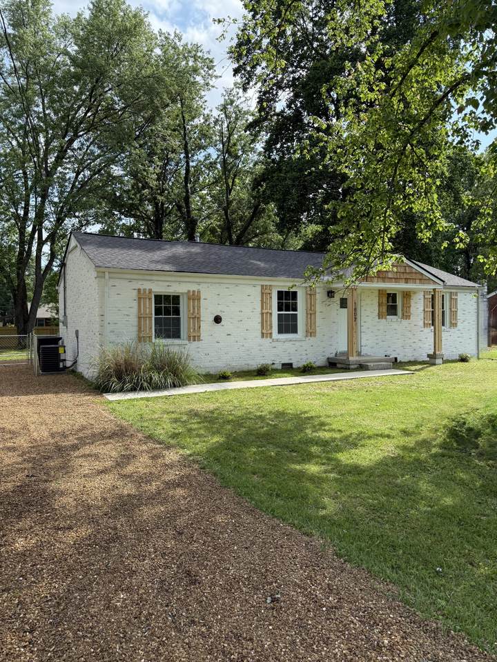 1802 Gardner Dr - Photo 1