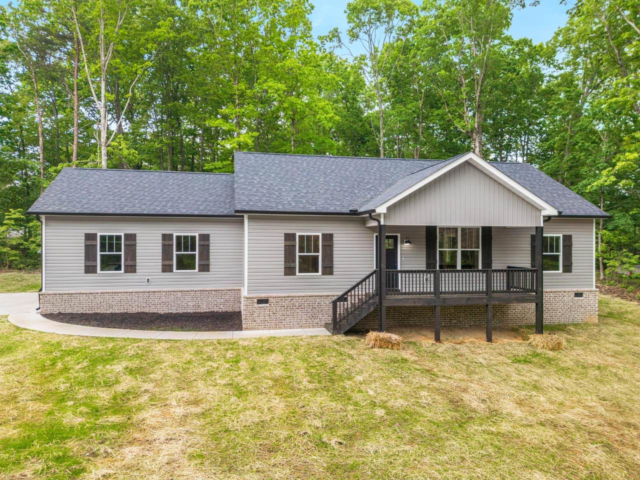297 Scooter Drive - Photo 1