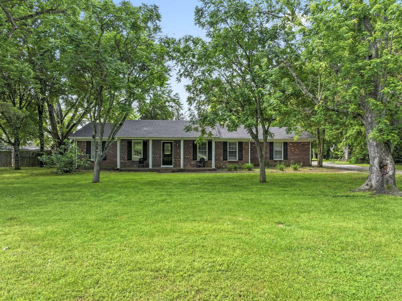 https://bt-photos.global.ssl.fastly.net/nashville/1280_boomver_1_RTC2887174-1.jpg