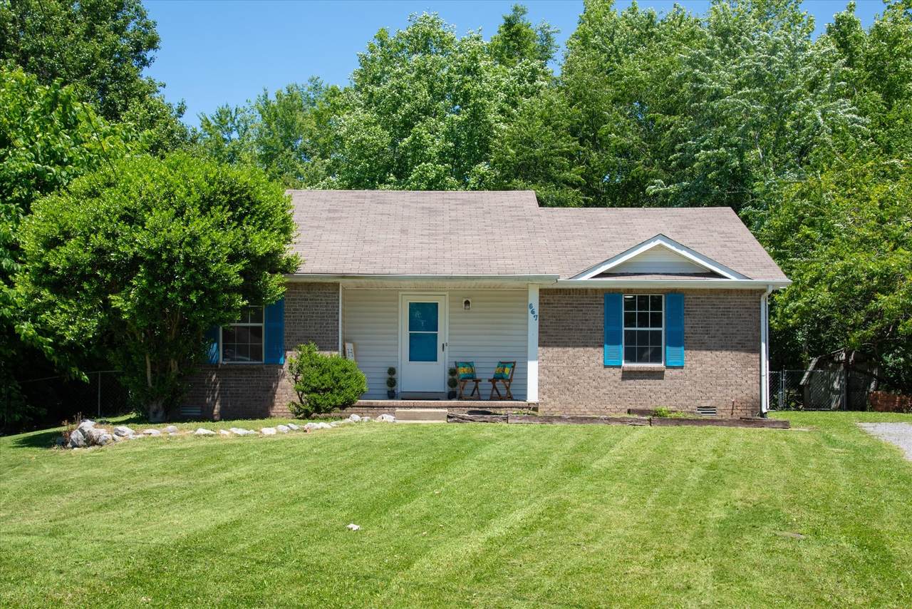 567 Matthew Ct - Photo 1