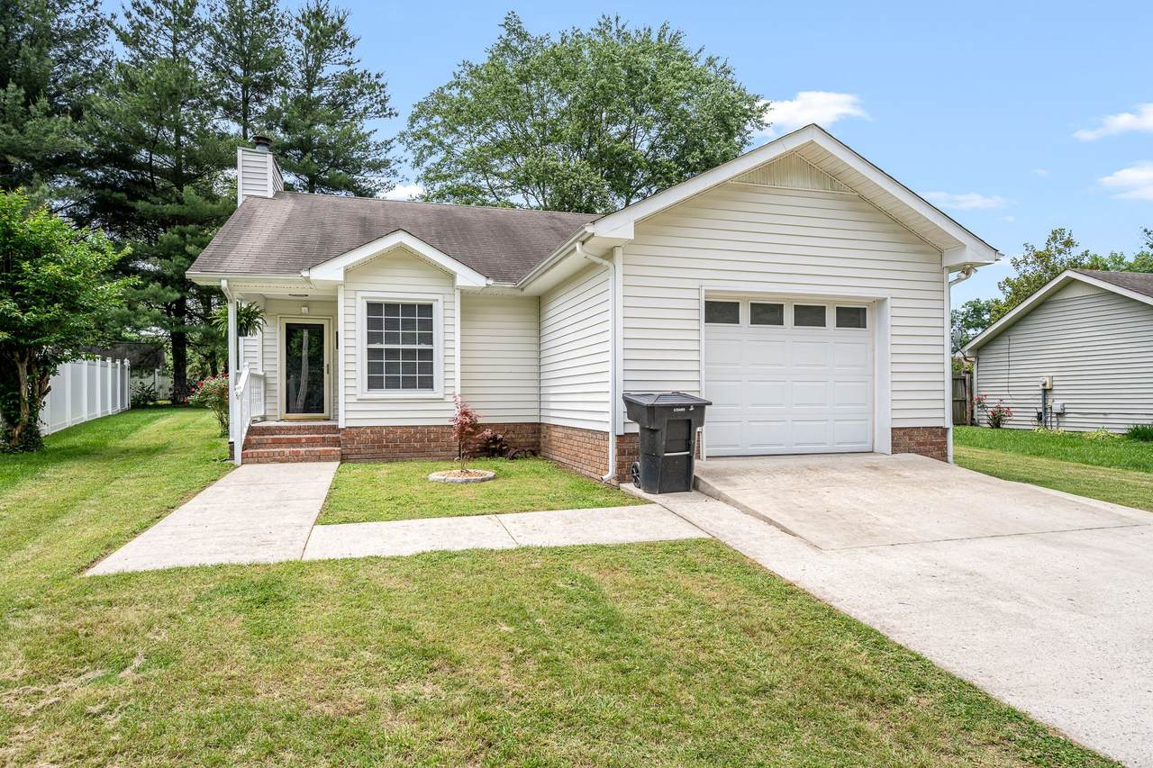 205 Blue Lake Dr - Photo 1