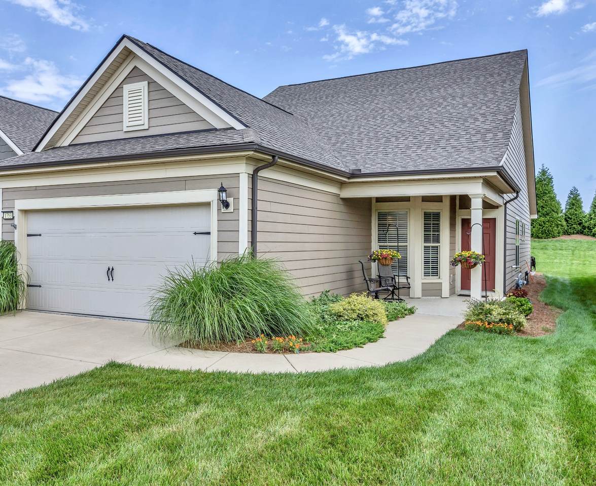 1753 Humphreys Gln - Photo 1
