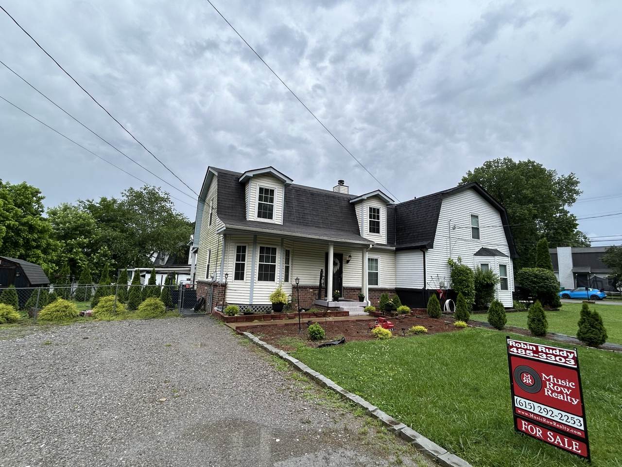 1173 Timber Valley Dr - Photo 1