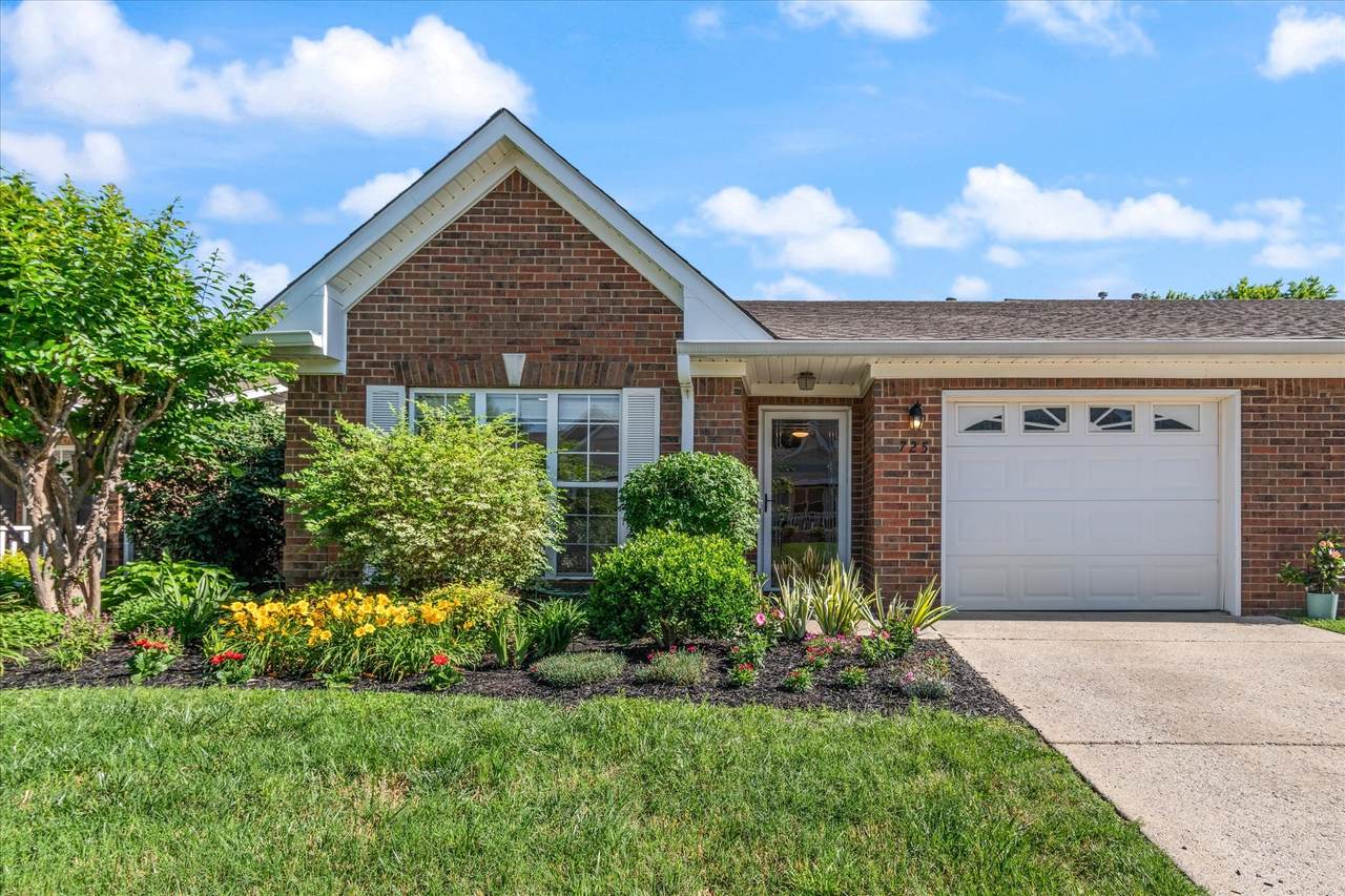 725 Forest Glen Cir - Photo 1