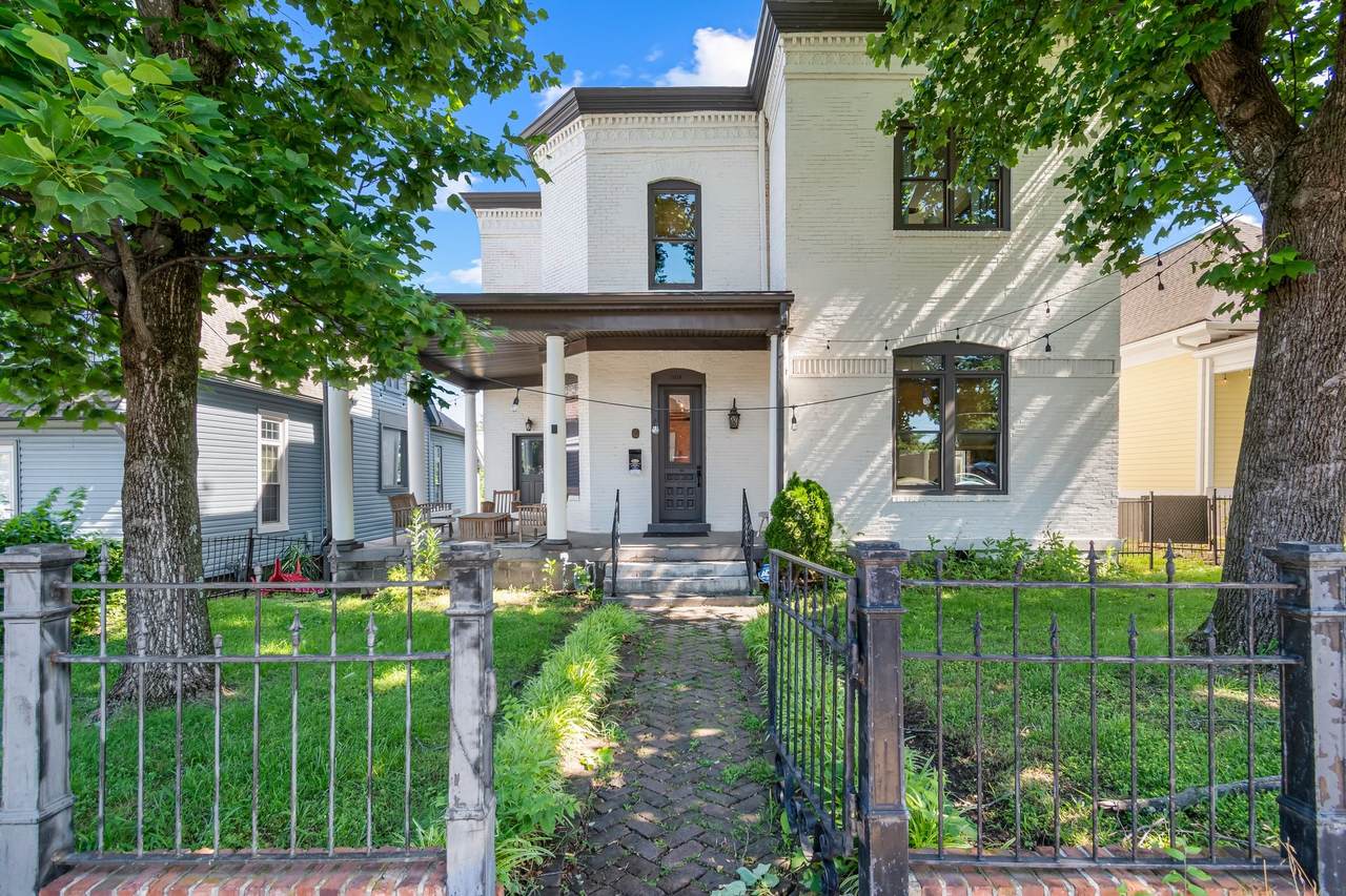 1103 Holly St - Photo 1