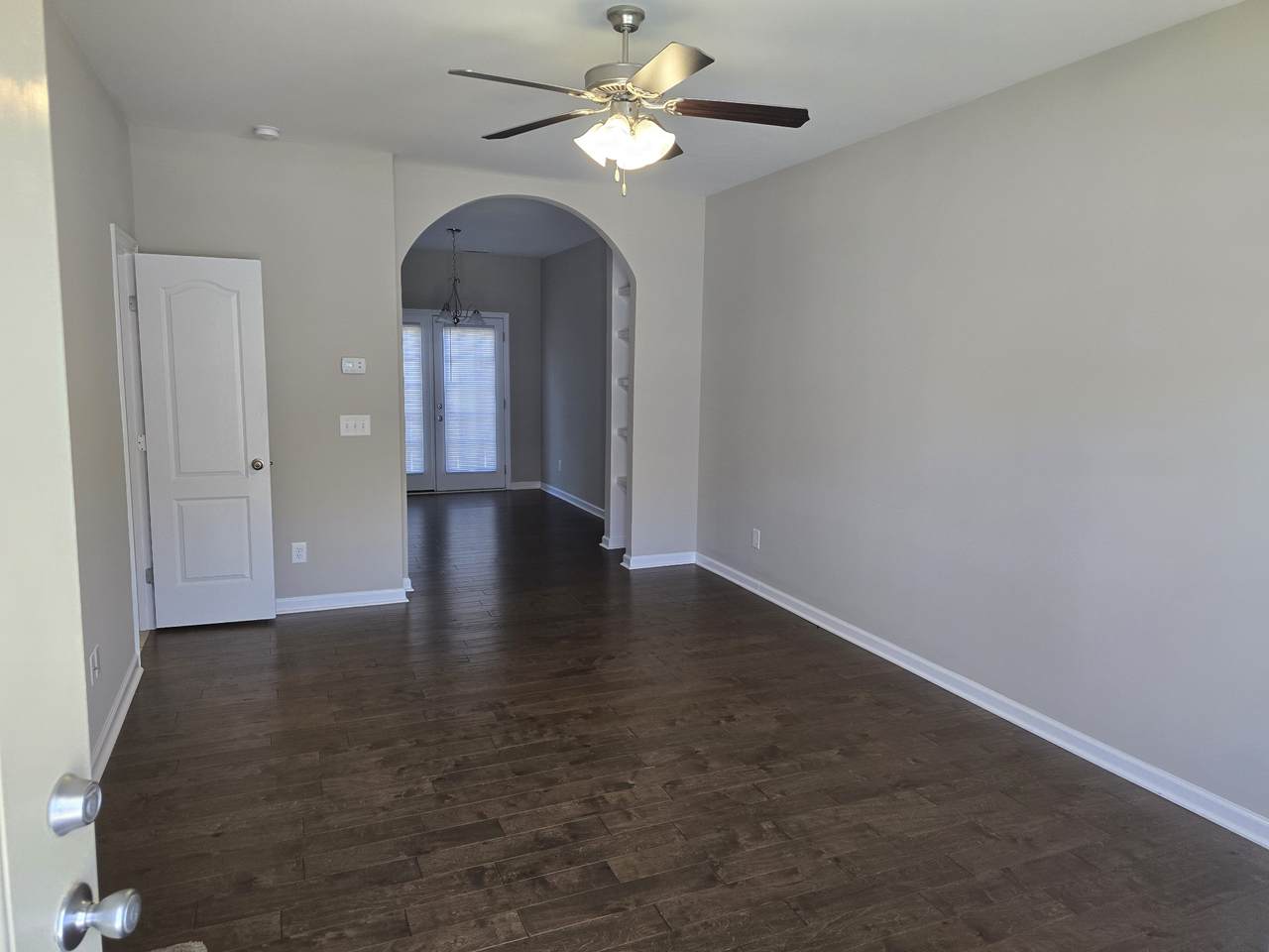 https://bt-photos.global.ssl.fastly.net/nashville/1280_boomver_1_RTC2890042-1.jpg