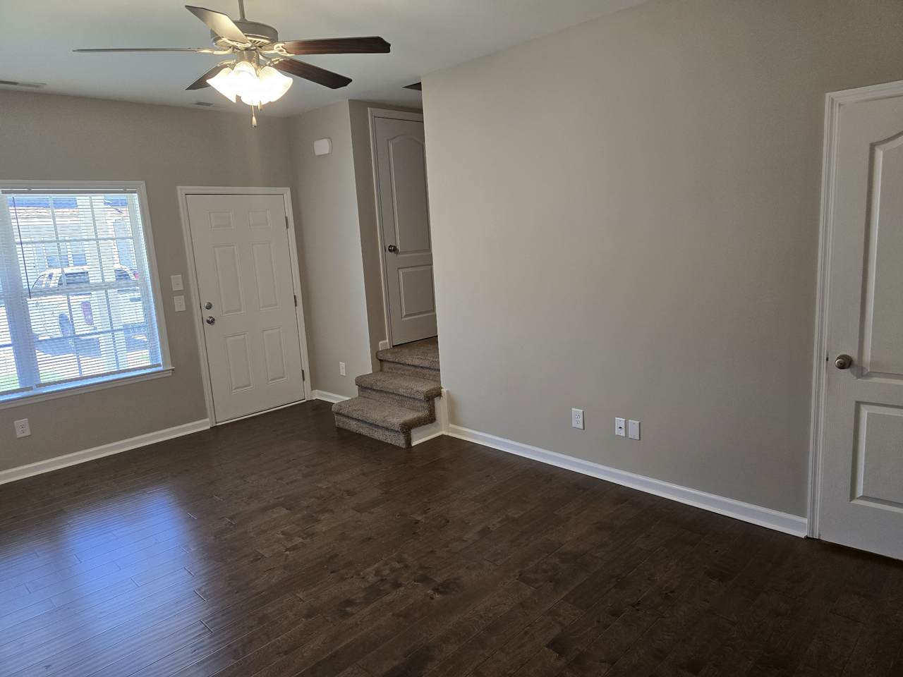 https://bt-photos.global.ssl.fastly.net/nashville/1280_boomver_1_RTC2890042-1.jpg