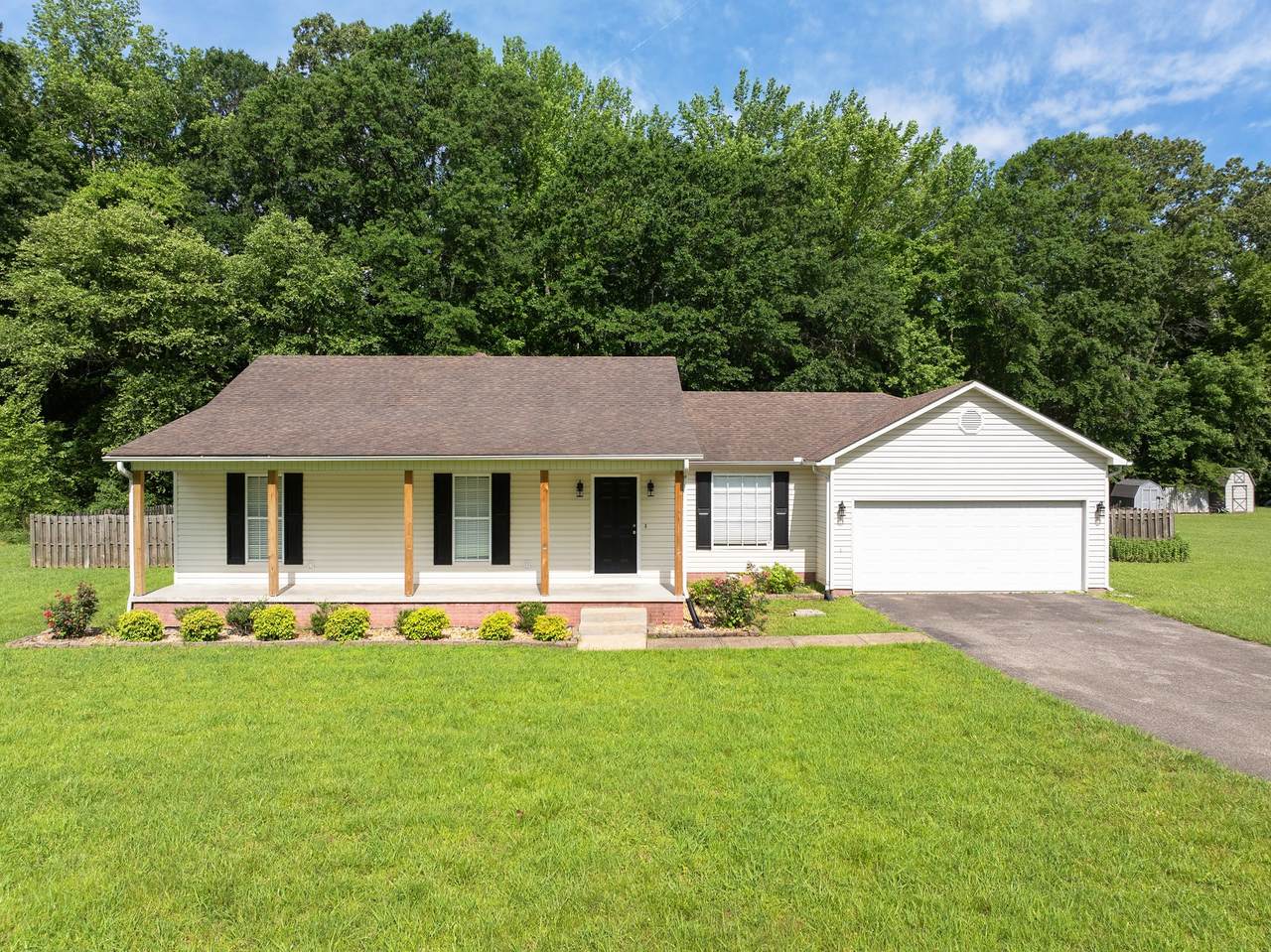 227 Hidden Valley Cir - Photo 1