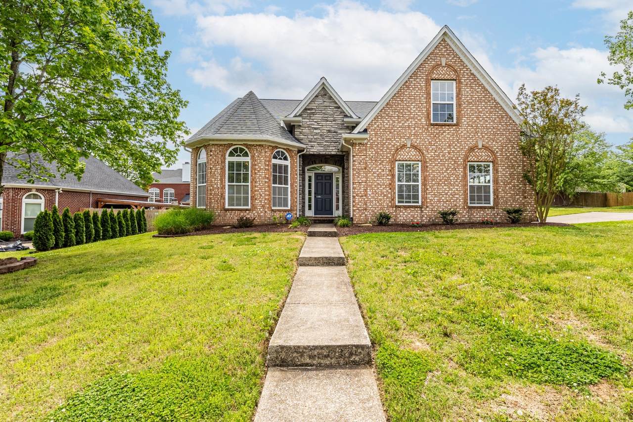 1085 Nealcrest Cir - Photo 1